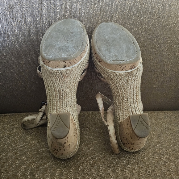 Prada Leather Espadrilles in Neutral Color Size 39.5 - Picture 10 of 15